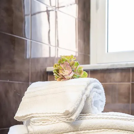 Casa Mana - L'opera Group *